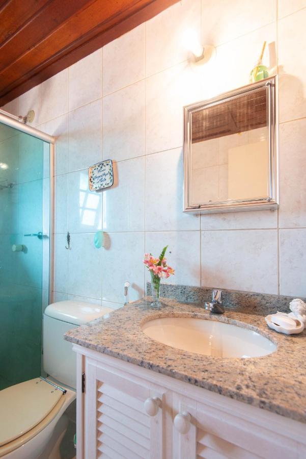 Casa com piscina na melhor localização de Búzios -WIFI 500MB, SMART TV 4K - agua e luz cobrados a parte Exterior foto
