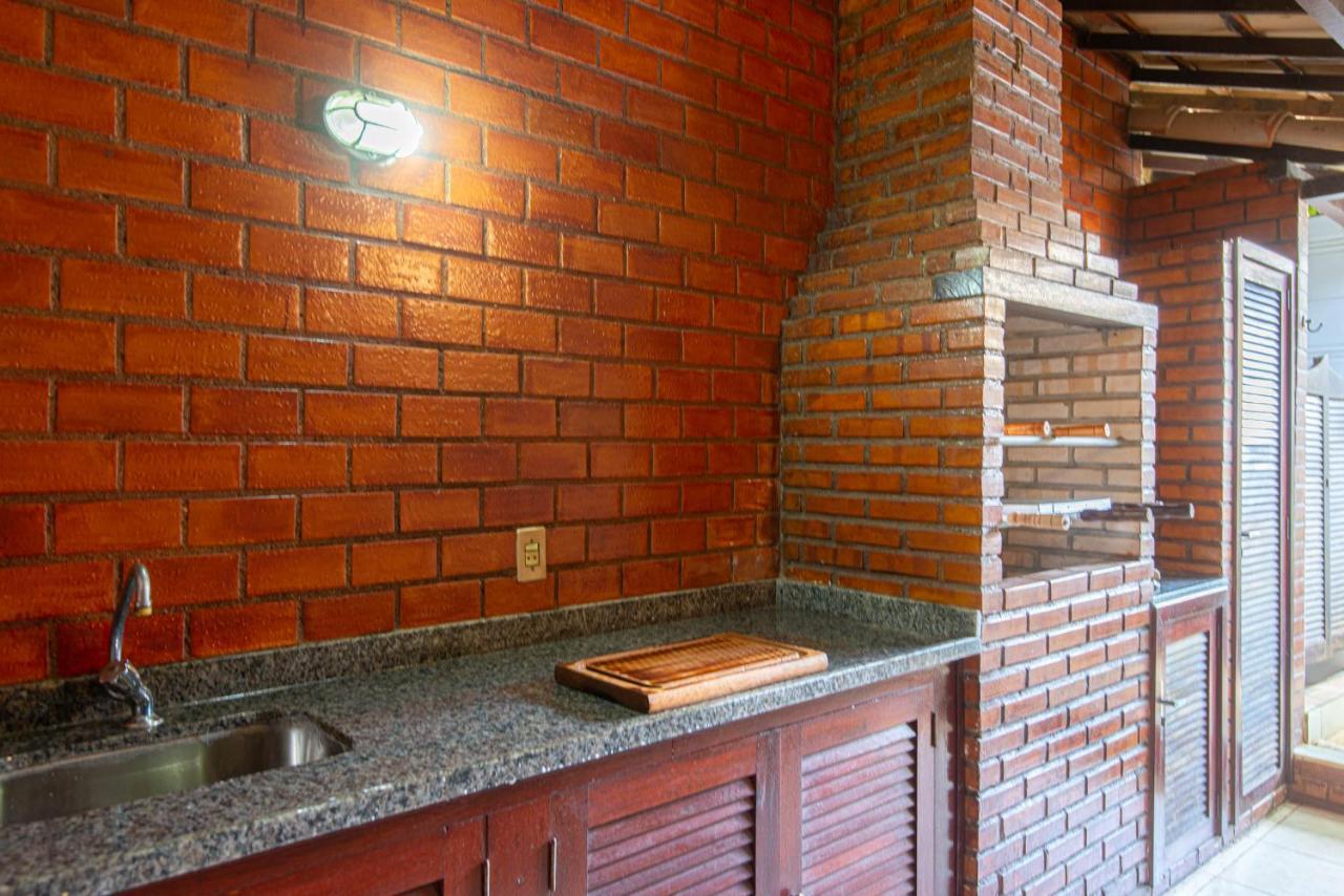 Casa com piscina na melhor localização de Búzios -WIFI 500MB, SMART TV 4K - agua e luz cobrados a parte Exterior foto