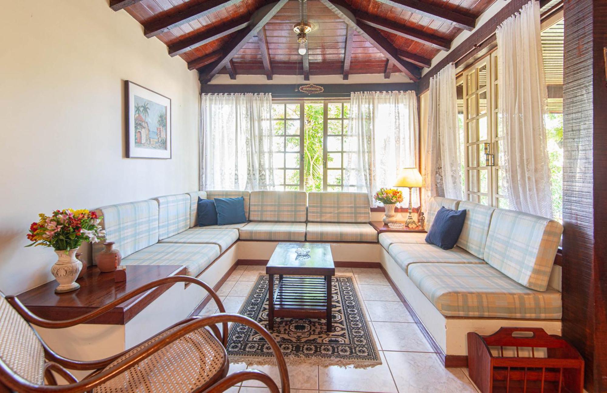 Casa com piscina na melhor localização de Búzios -WIFI 500MB, SMART TV 4K - agua e luz cobrados a parte Exterior foto