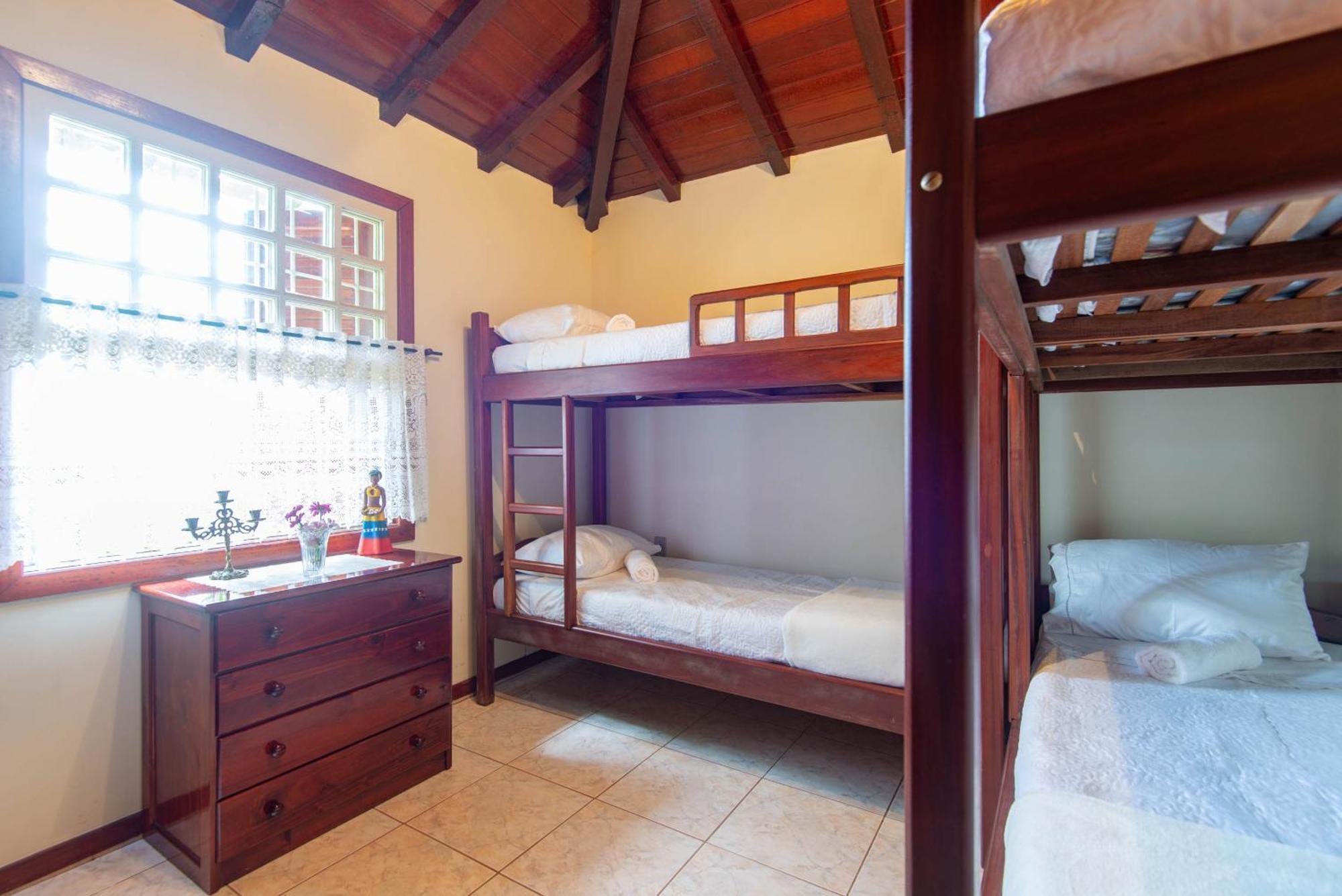 Casa com piscina na melhor localização de Búzios -WIFI 500MB, SMART TV 4K - agua e luz cobrados a parte Exterior foto