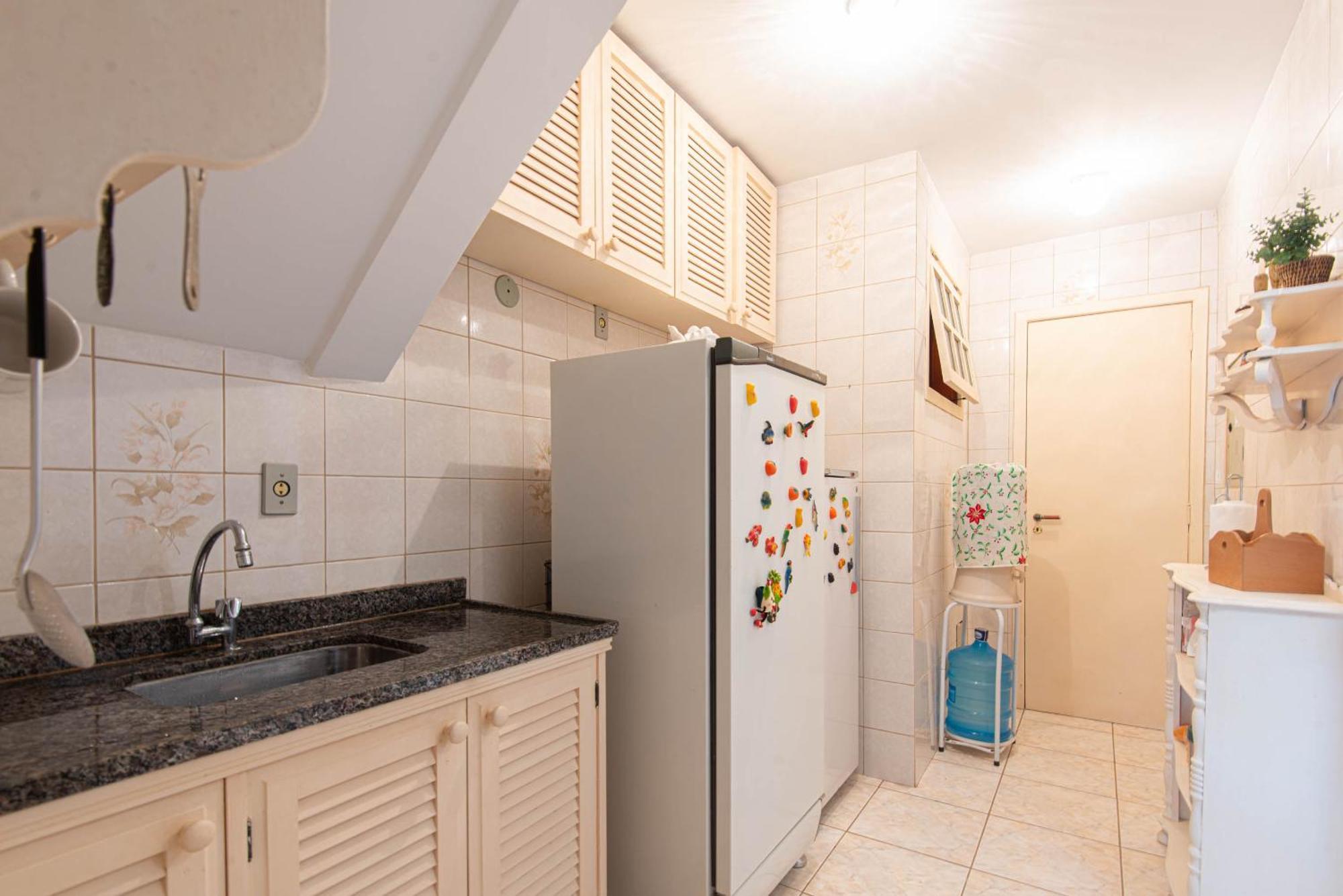 Casa com piscina na melhor localização de Búzios -WIFI 500MB, SMART TV 4K - agua e luz cobrados a parte Exterior foto